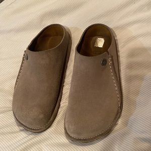 EUC Birkenstock suede size 37